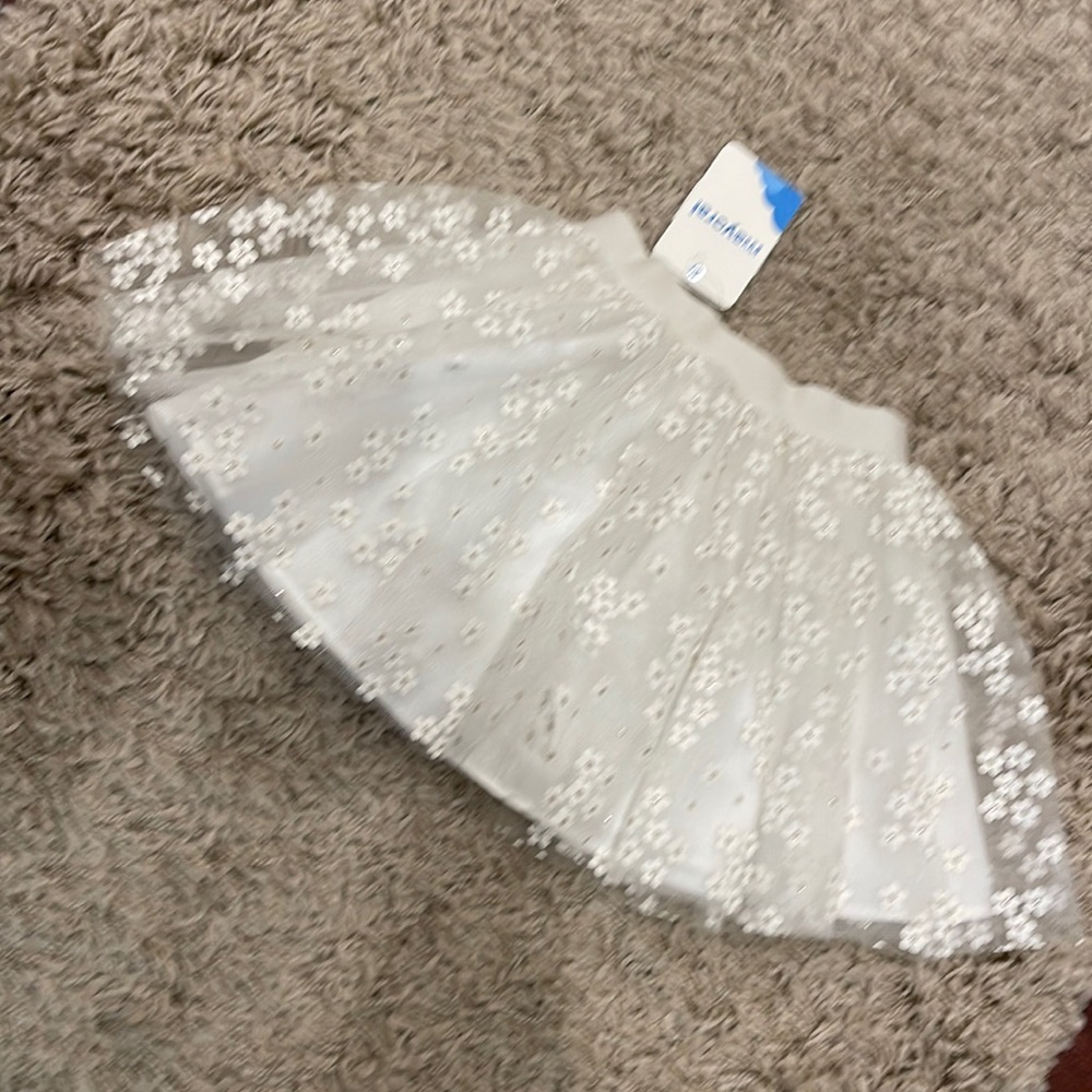 🌼ADORABLE Ivory/white TUULE and floral Mayoral Skirt Size 6